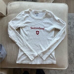 Brandy Melville Switzerland graphic tee